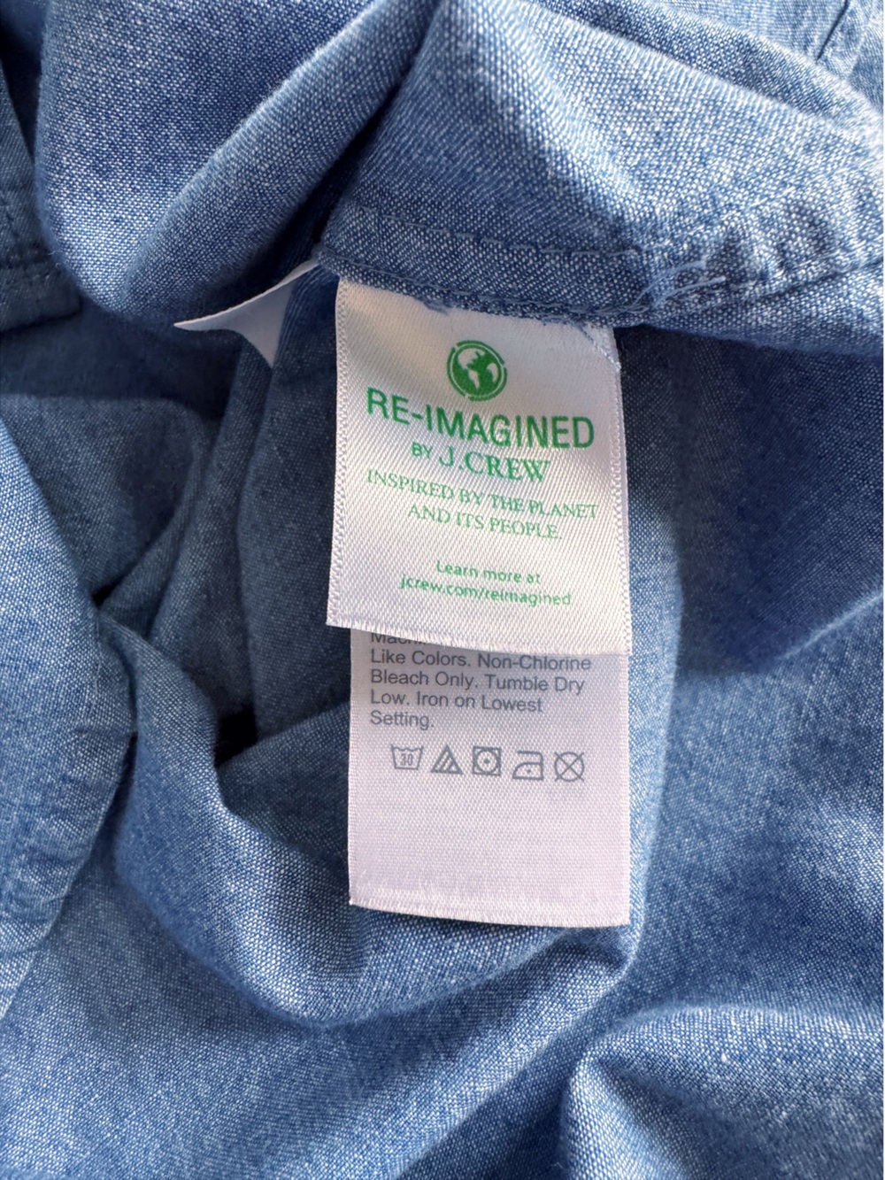 J. CREW Classic Chambray Ruffle Button Front Shirt Size 6 - Picture 10 of 11